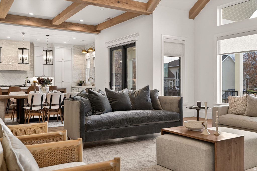 581 W LUCILLES CV Woodland Hills, UT 84653