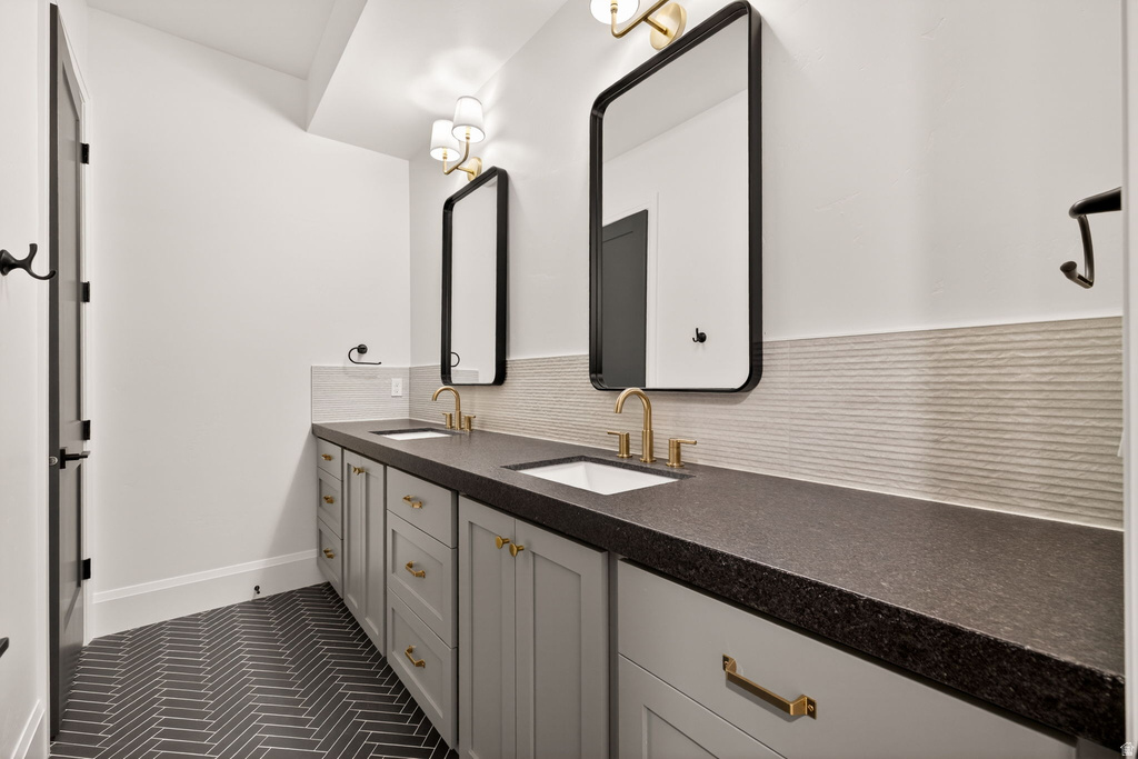 581 W LUCILLES CV Woodland Hills, UT 84653