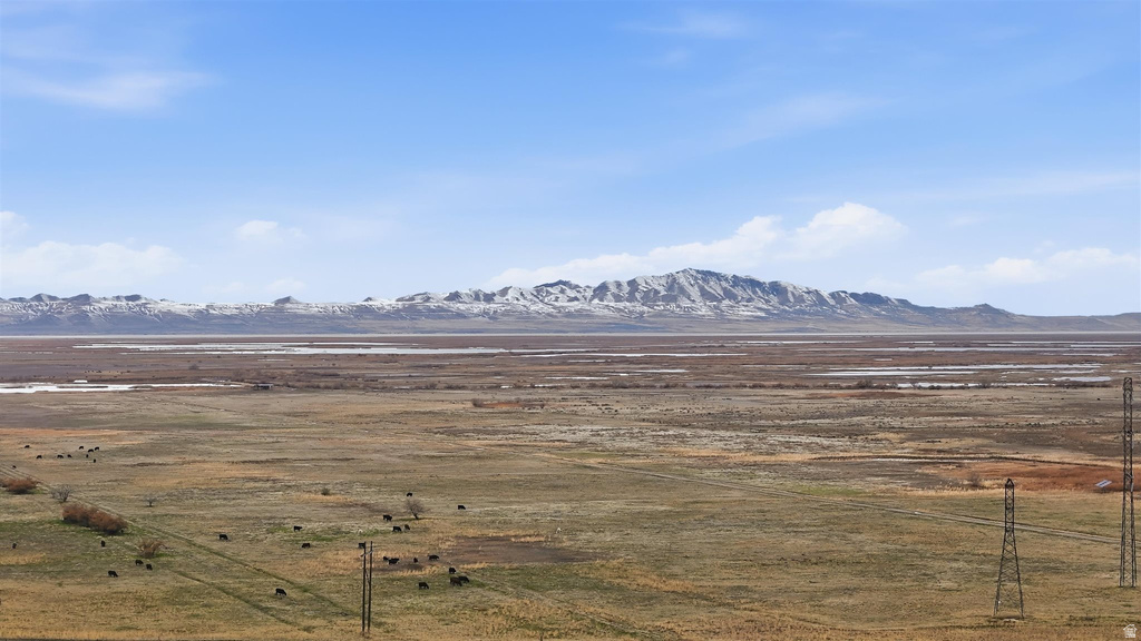 2268 S 2205 W Woods Cross, UT 84087