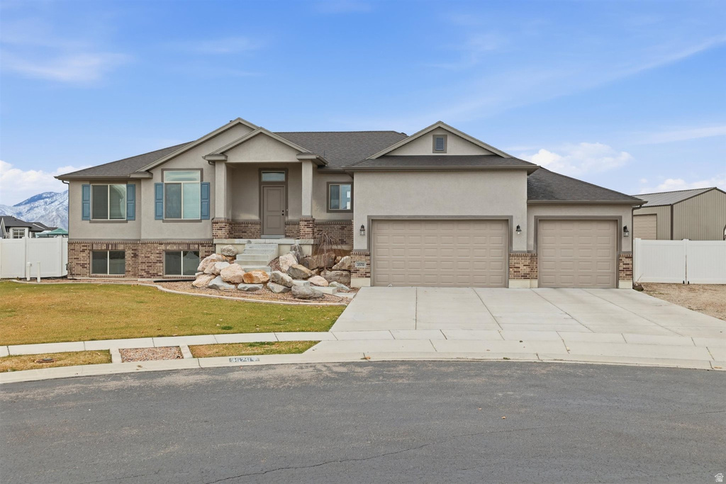 3570 S 5425 W Hooper, UT 84315