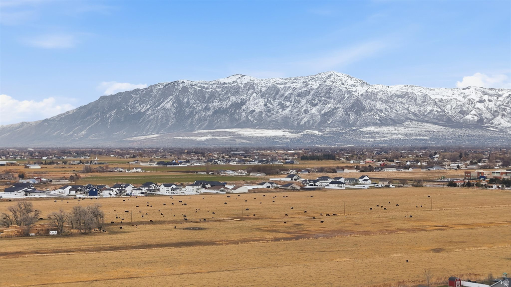 3570 S 5425 W Hooper, UT 84315