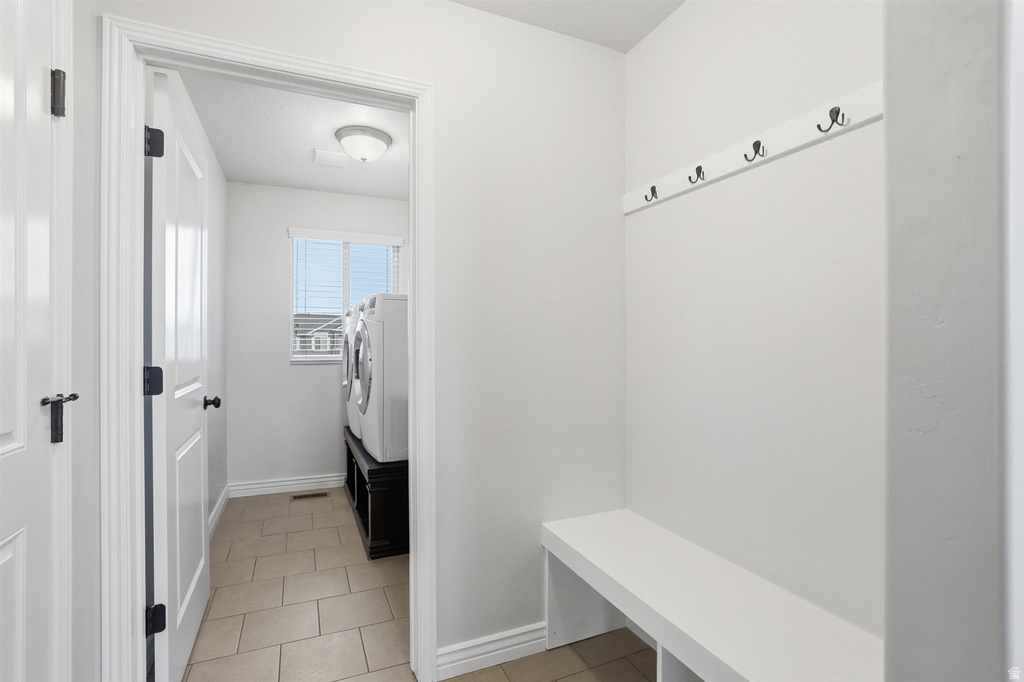 3570 S 5425 W Hooper, UT 84315