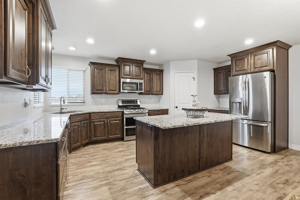 3570 S 5425 W Hooper, UT 84315