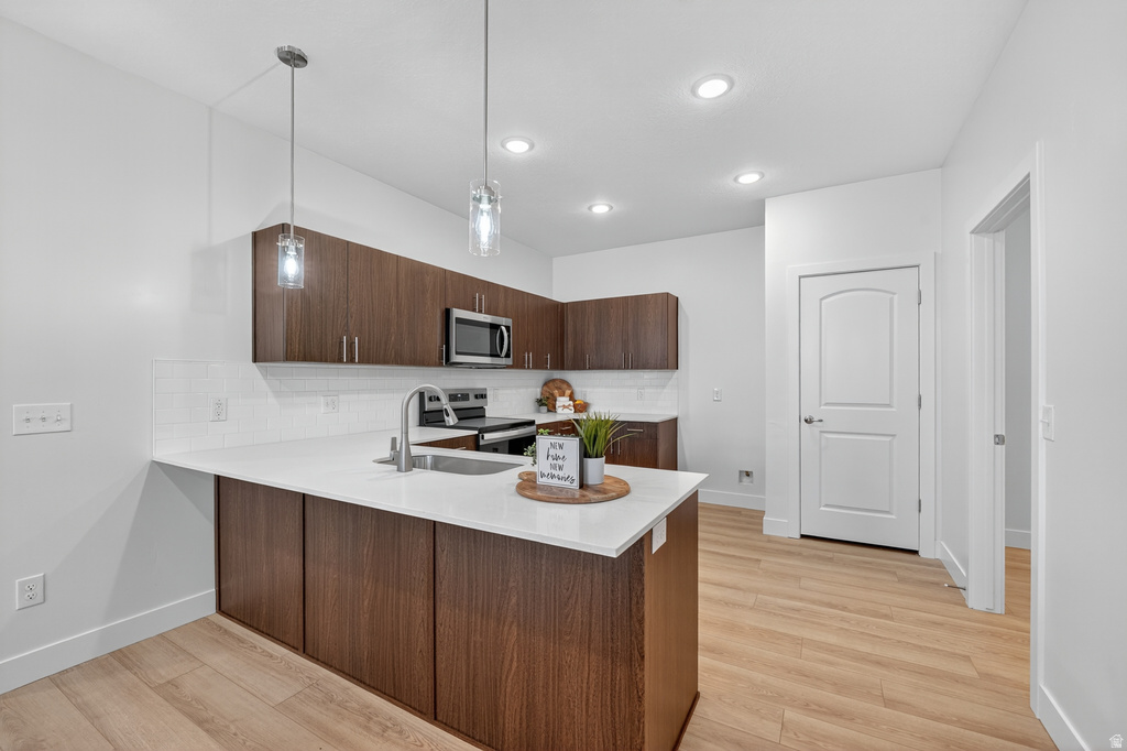 1481 N SARATOGA VIEW LN #B Saratoga Springs, UT 84045