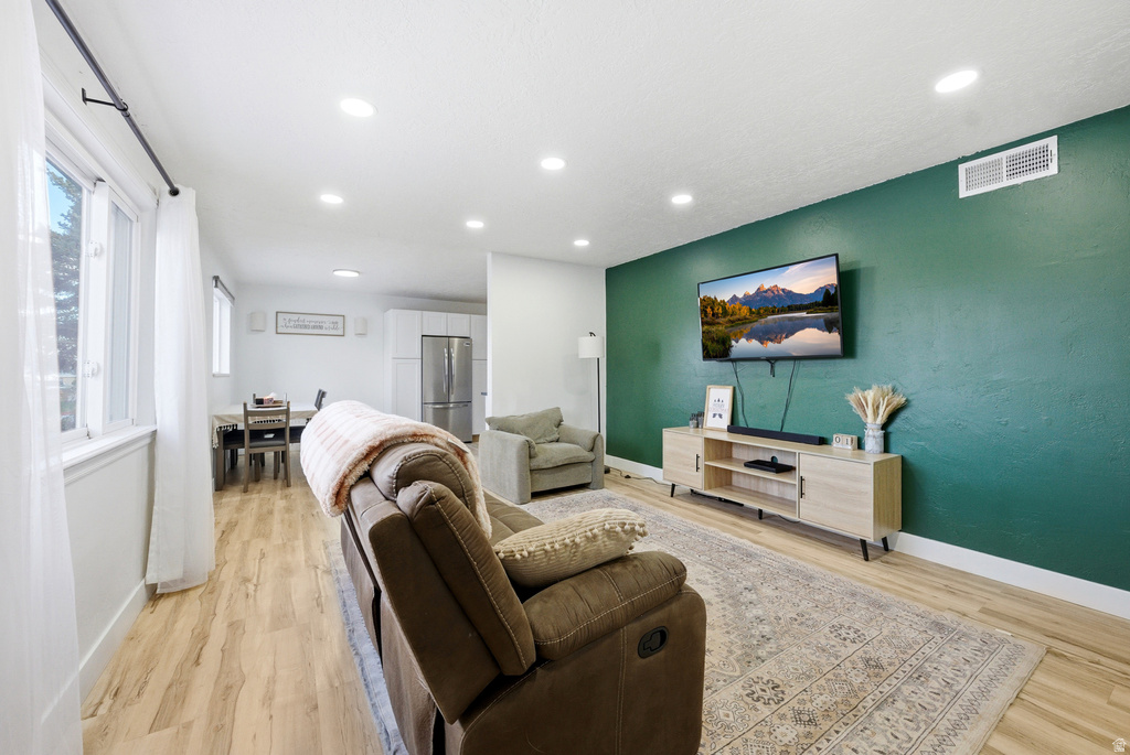 4641 W 5015 S Kearns, UT 84118