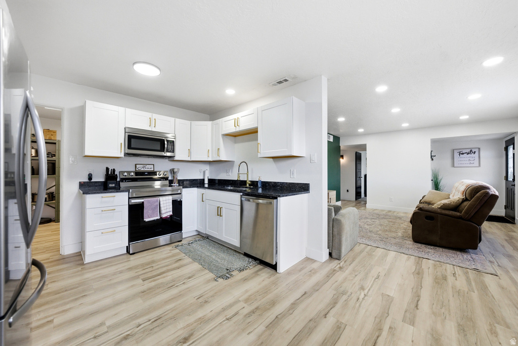 4641 W 5015 S Kearns, UT 84118