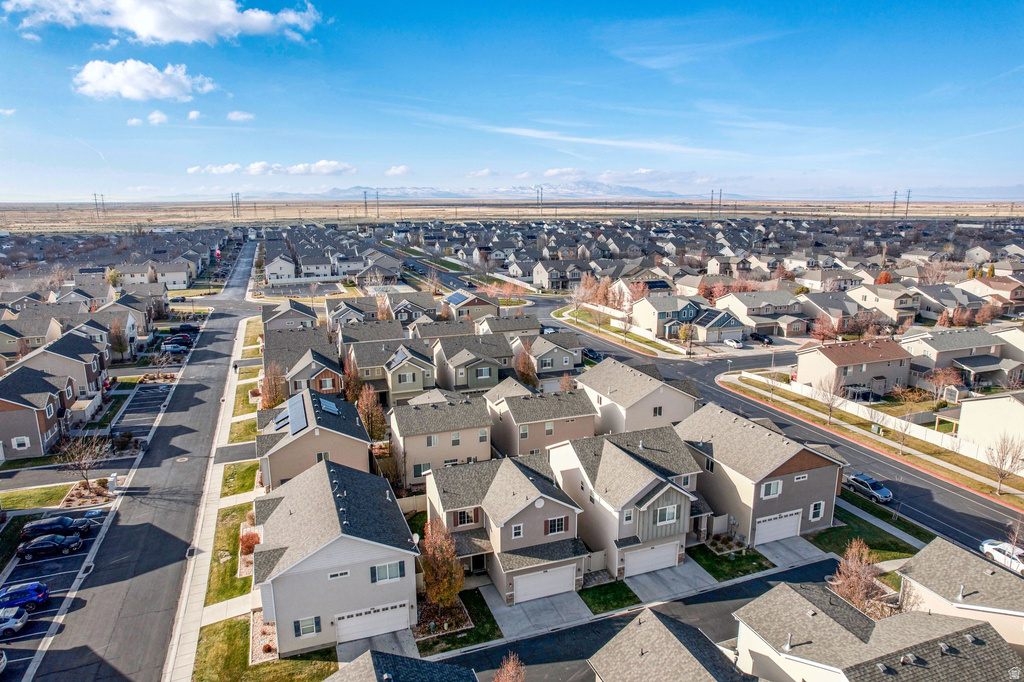 968 W STONEHAVEN DR North Salt Lake, UT 84054