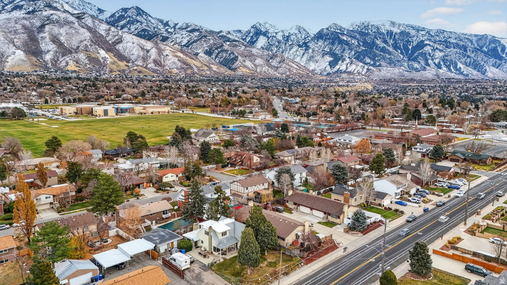 7461 S 2300 E Cottonwood Heights, UT 84121