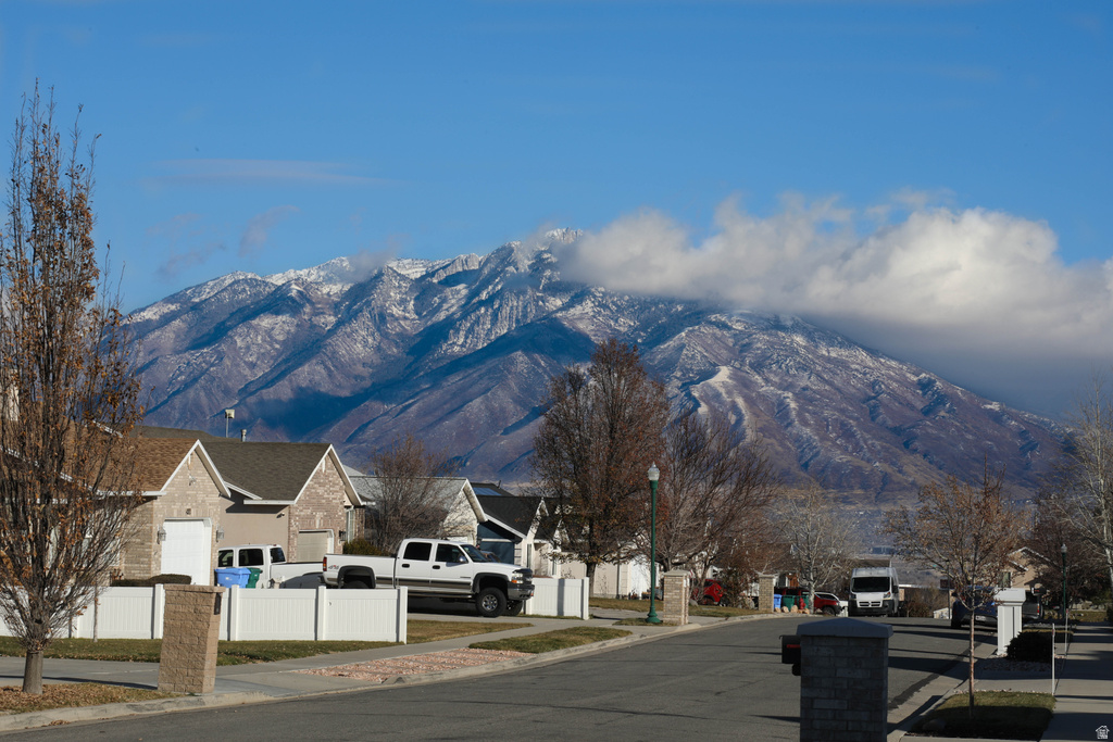 4999 W CAVE PEAK DR Riverton, UT 84096