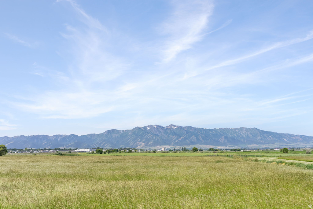 623 E 730 N Hyrum, UT 84319