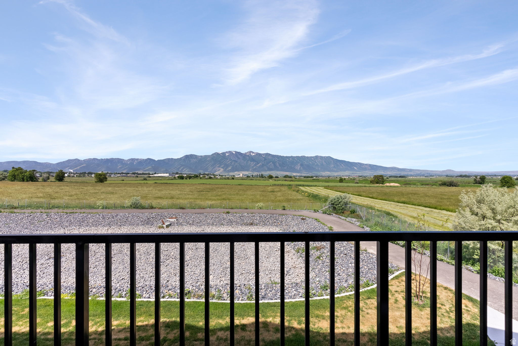 623 E 730 N Hyrum, UT 84319