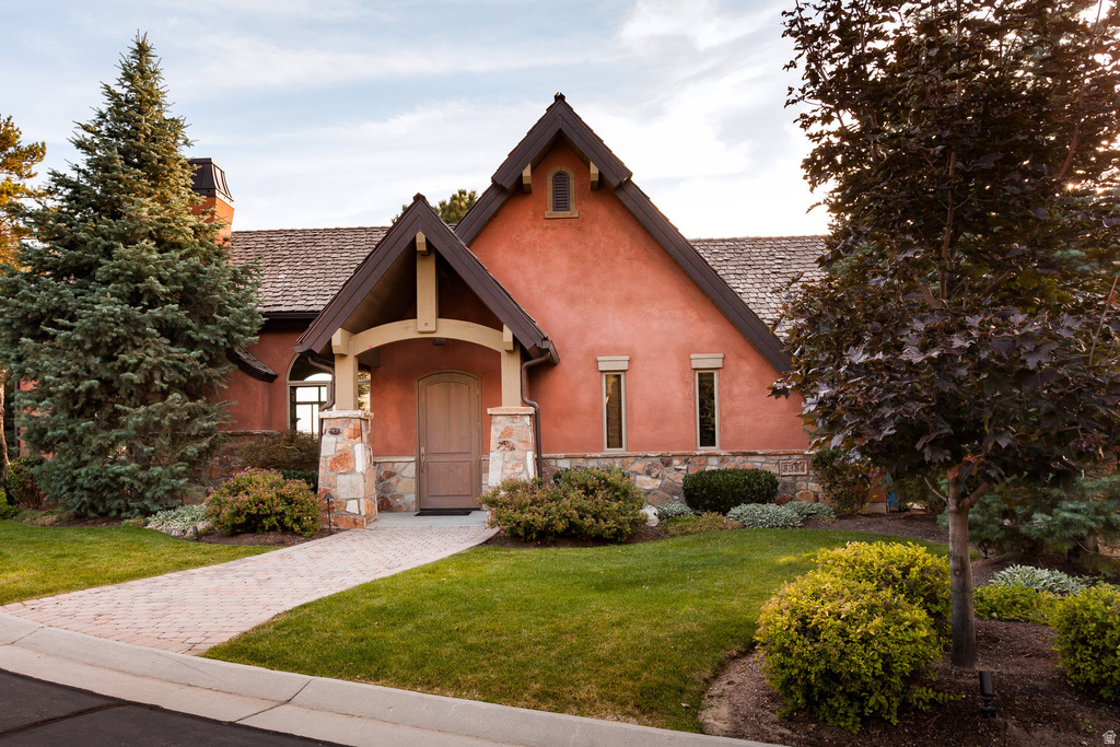 8362 S VIA RIVIERA WAY Cottonwood Heights, UT 84093