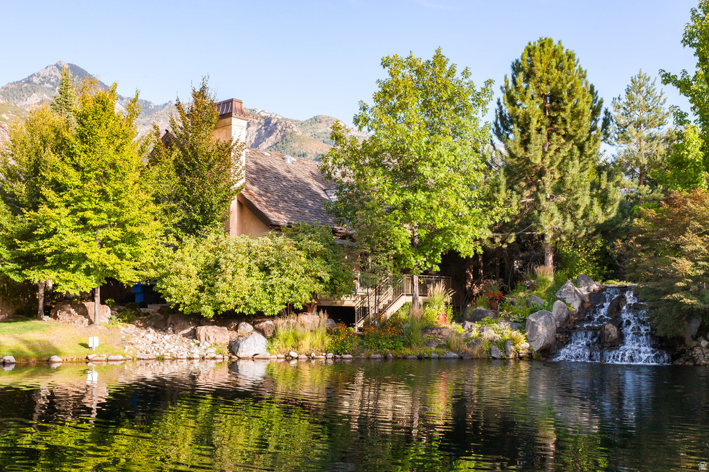 8362 S VIA RIVIERA WAY Cottonwood Heights, UT 84093