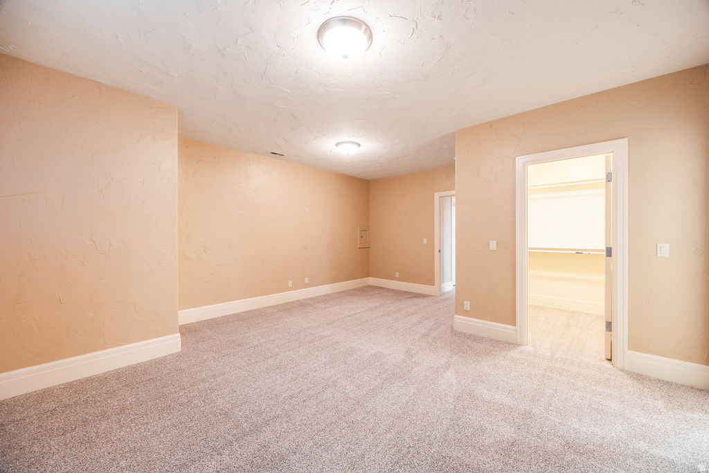 8362 S VIA RIVIERA WAY Cottonwood Heights, UT 84093