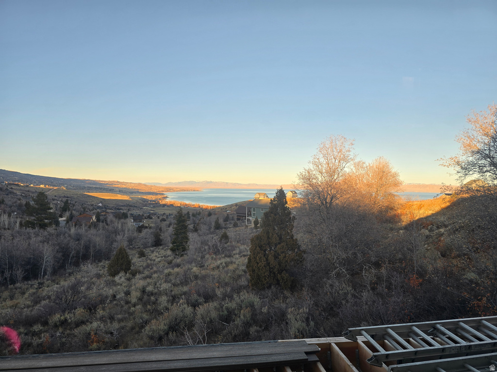 1085 N BROAD RD Garden City, UT 84028