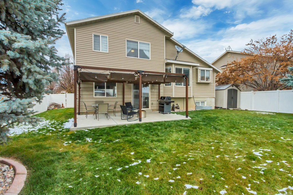 154 E 2325 S Clearfield, UT 84015