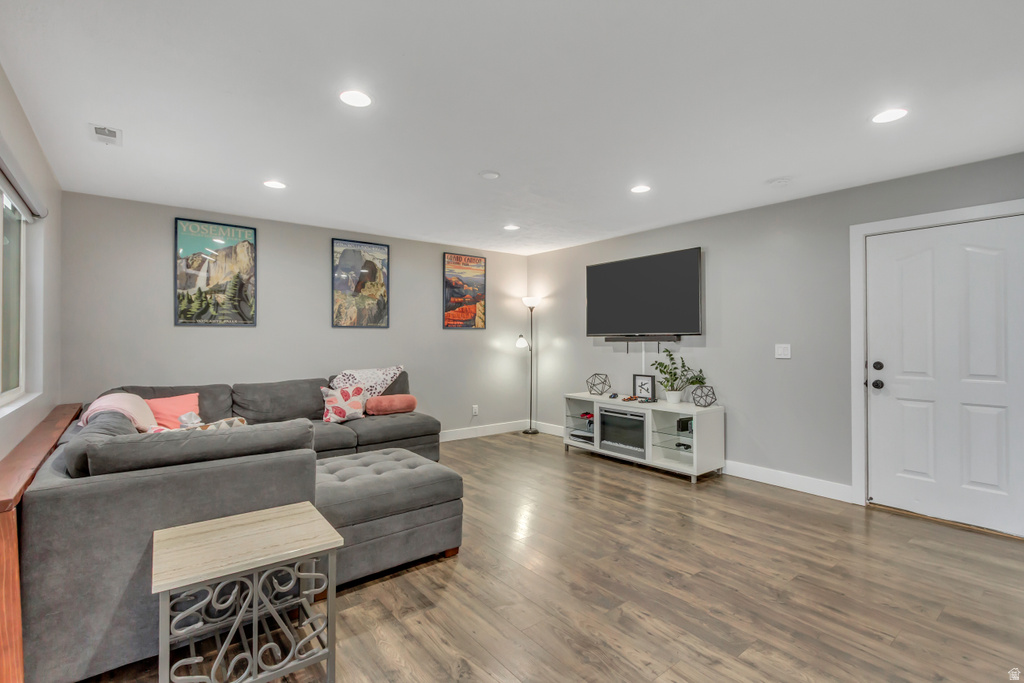 154 E 2325 S Clearfield, UT 84015