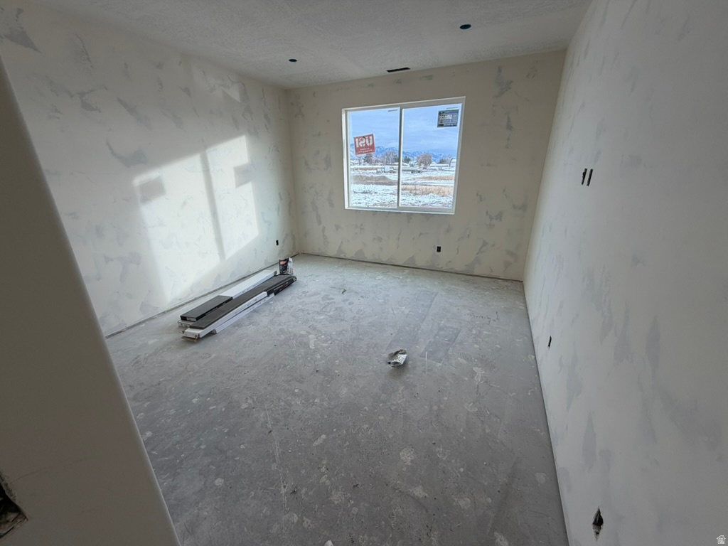 128 W 650 N Smithfield, UT 84335