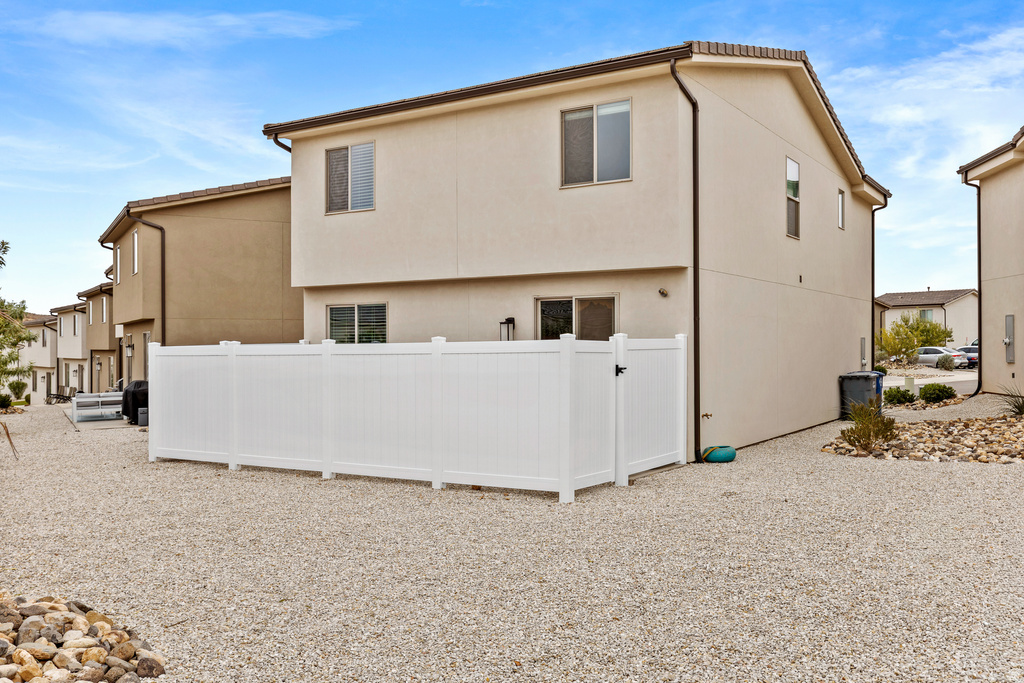 5946 S ARAGORN LN St George, UT 84790