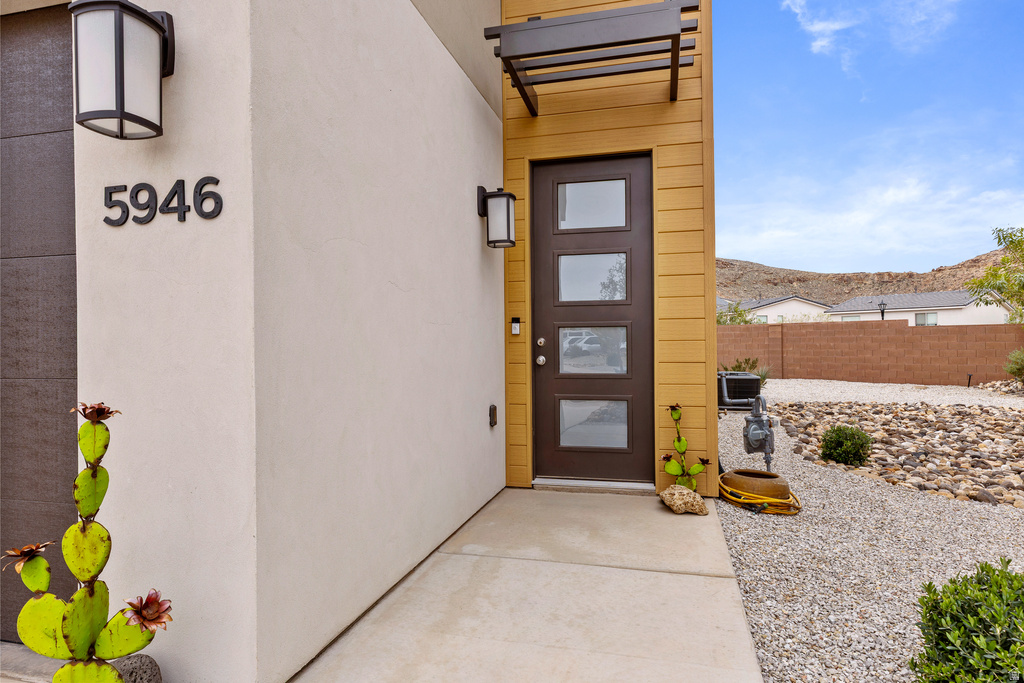 5946 S ARAGORN LN St George, UT 84790