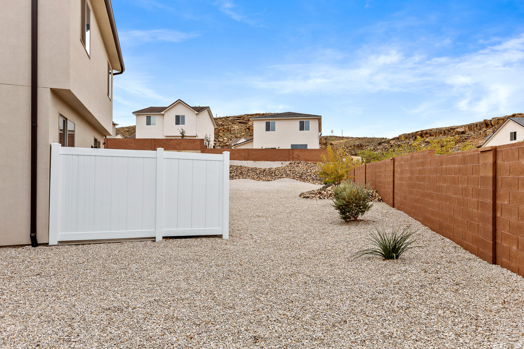 5946 S ARAGORN LN St George, UT 84790