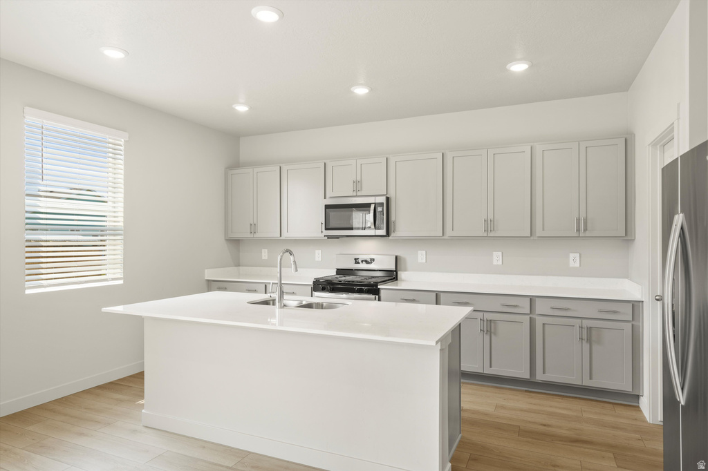 923 N 200 E #33 Santaquin, UT 84655