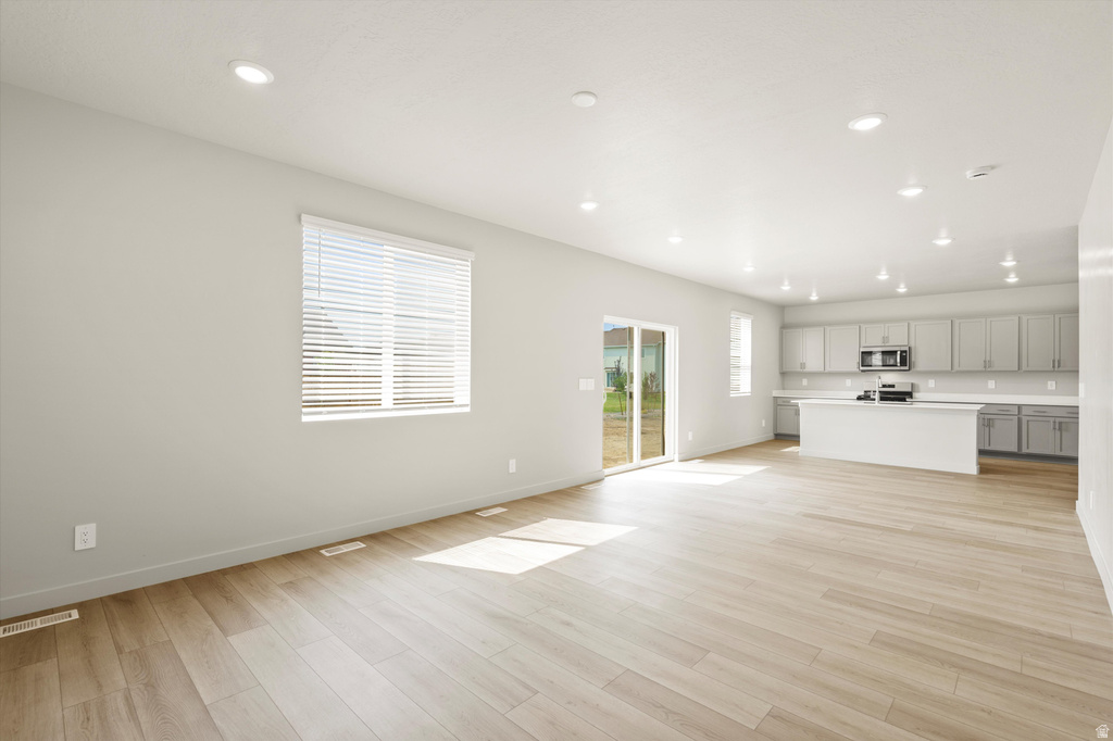 923 N 200 E #33 Santaquin, UT 84655