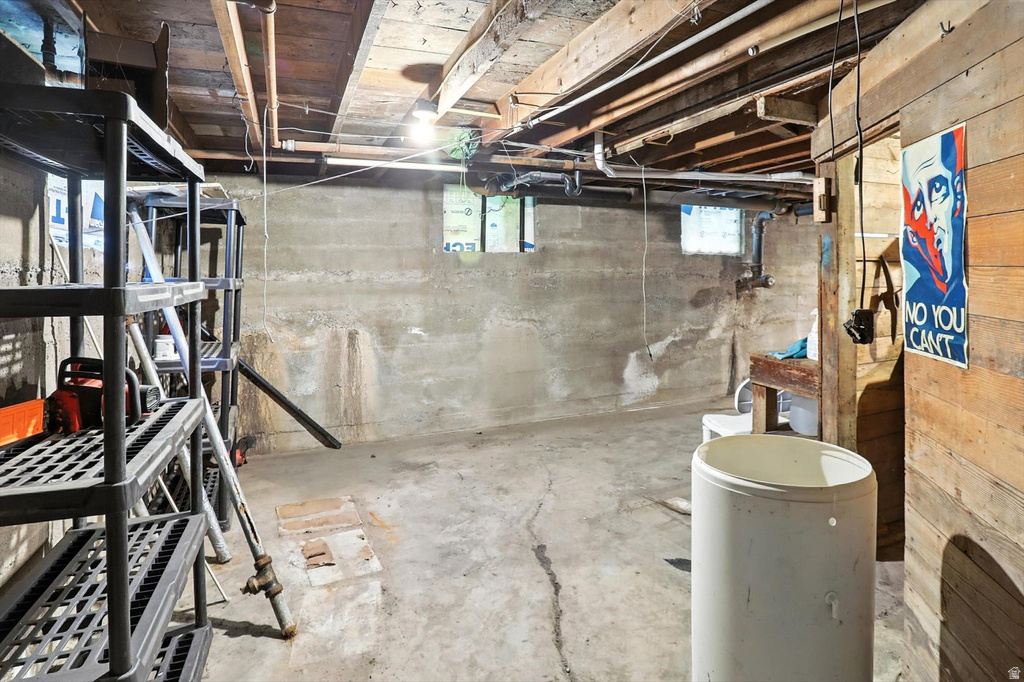 1734 N FRUITLAND DR Ogden, UT 84414