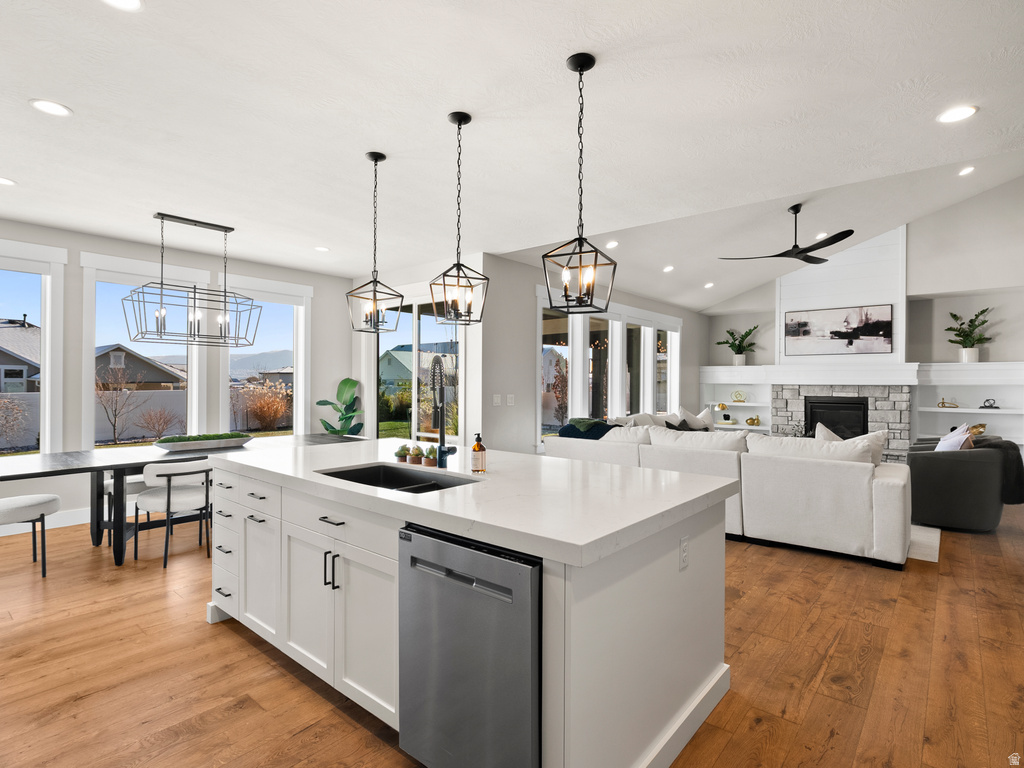 13283 S LUCKY DOG LN Riverton, UT 84065