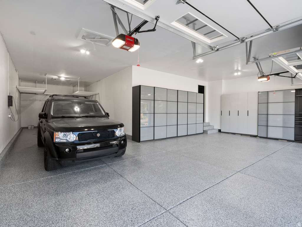 13283 S LUCKY DOG LN Riverton, UT 84065