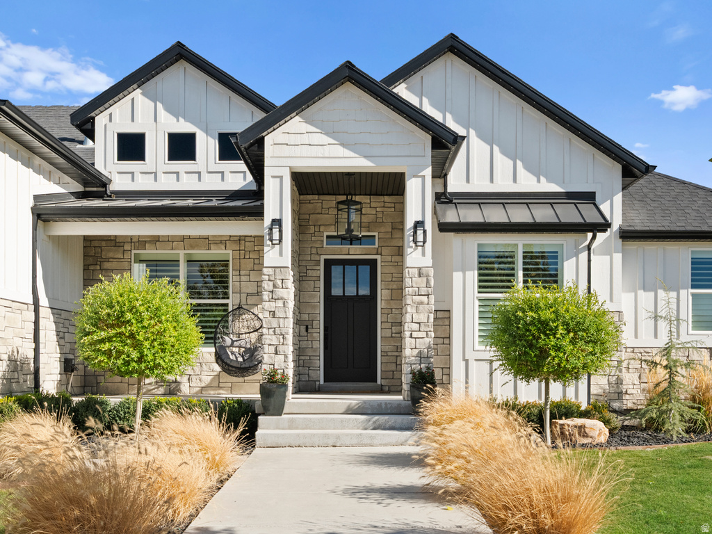 13283 S LUCKY DOG LN Riverton, UT 84065