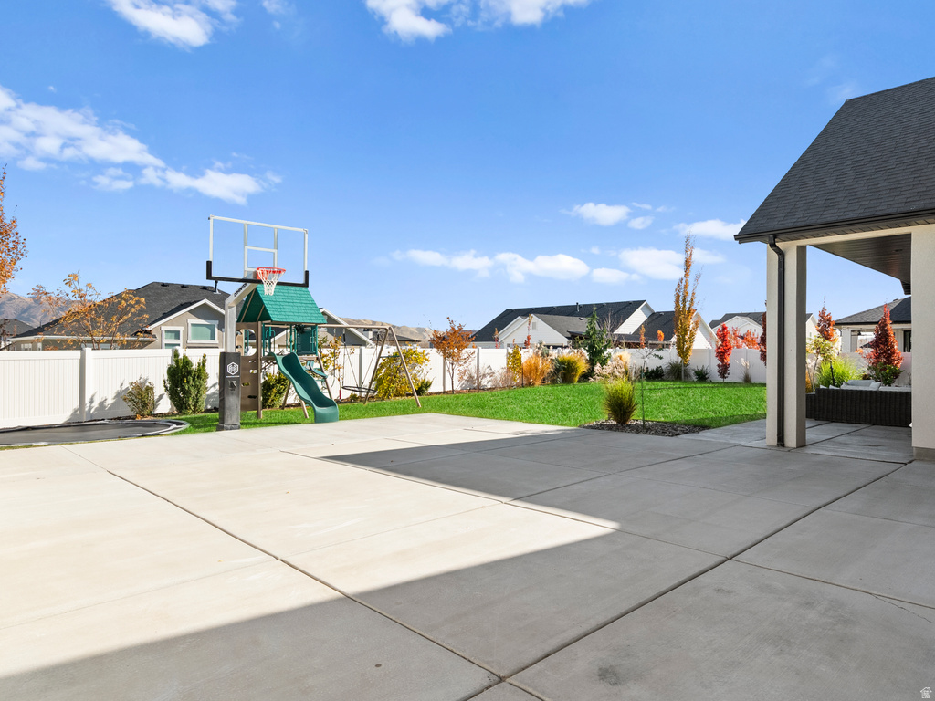 13283 S LUCKY DOG LN Riverton, UT 84065