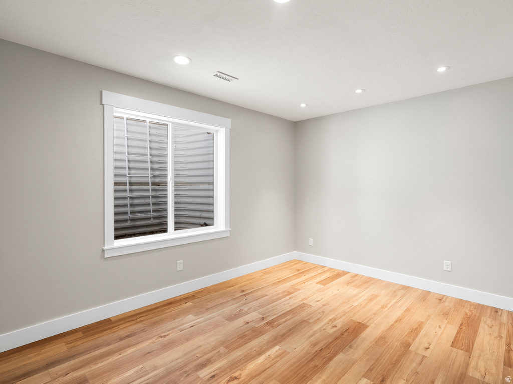 13283 S LUCKY DOG LN Riverton, UT 84065