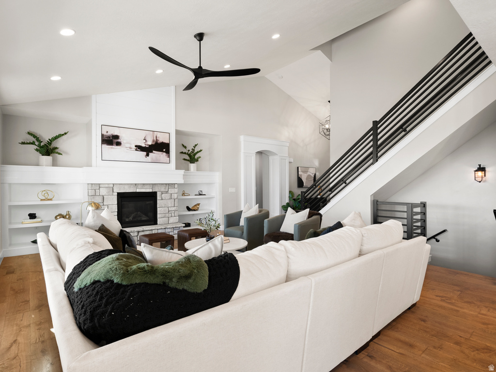 13283 S LUCKY DOG LN Riverton, UT 84065