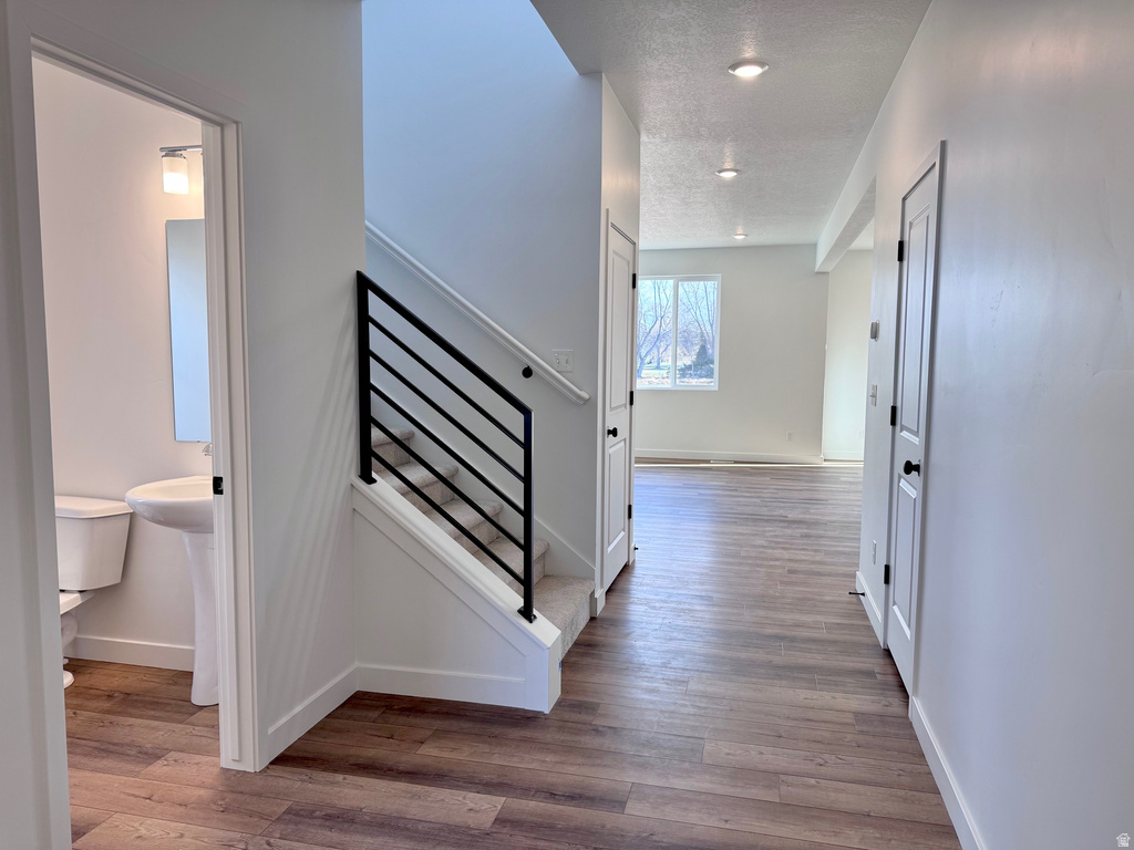 5241 S PARAMOUNT DR #216 Riverdale, UT 84405