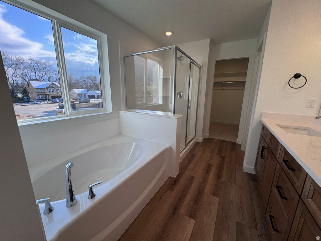 5241 S PARAMOUNT DR #216 Riverdale, UT 84405