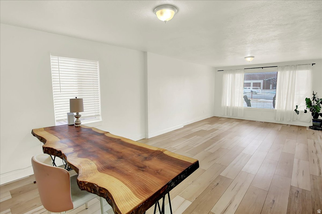 971 E 10600 S Sandy, UT 84094