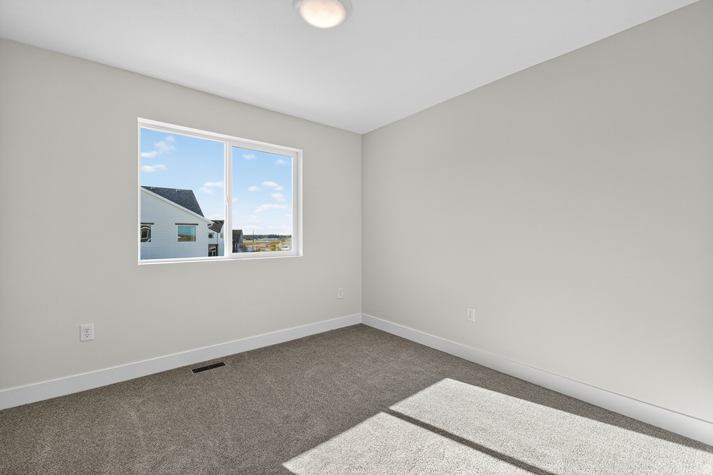 2848 W 2725 N #76 Plain City, UT 84404