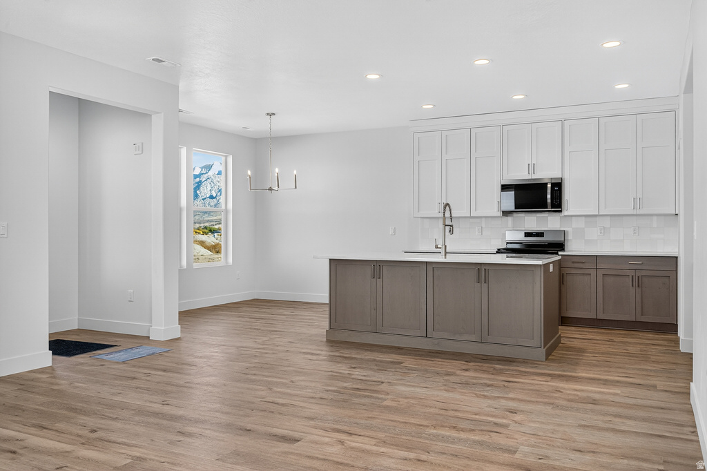 2848 W 2725 N #76 Plain City, UT 84404