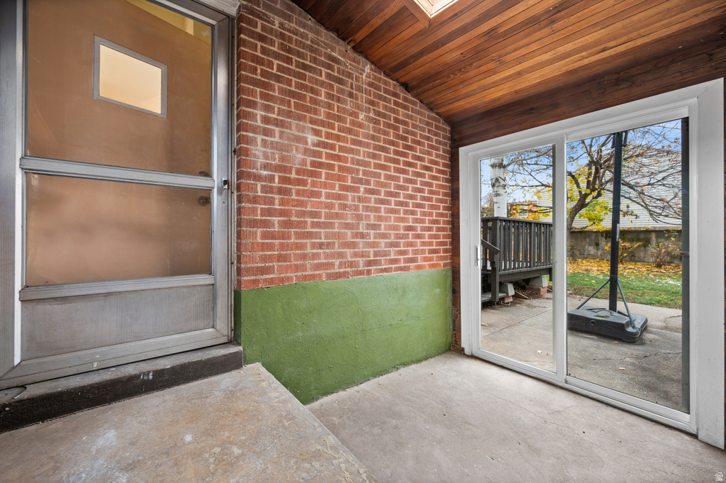 2580 E 2100 S Salt Lake City, UT 84109