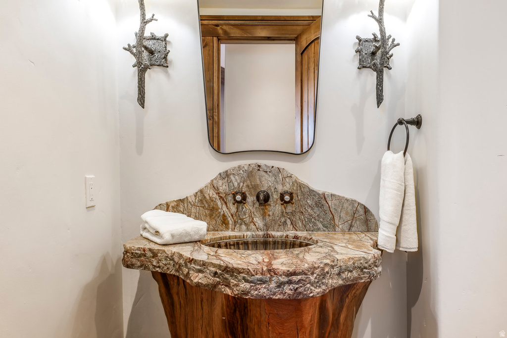 125 WHITE PINE CANYON RD Park City, UT 84060