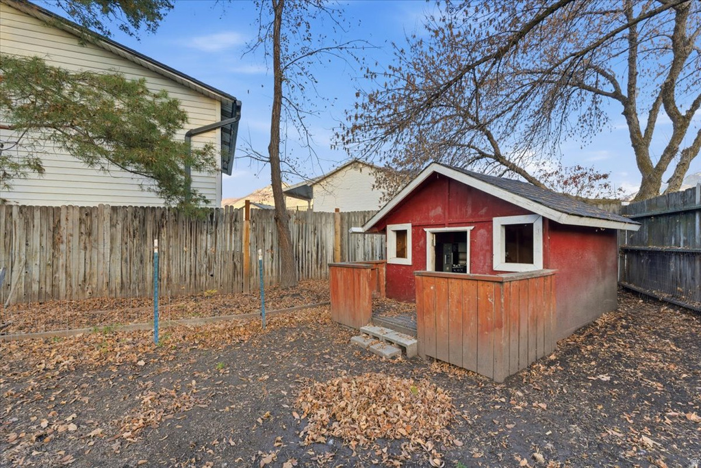 892 SUNFLOWER DR Ogden, UT 84404