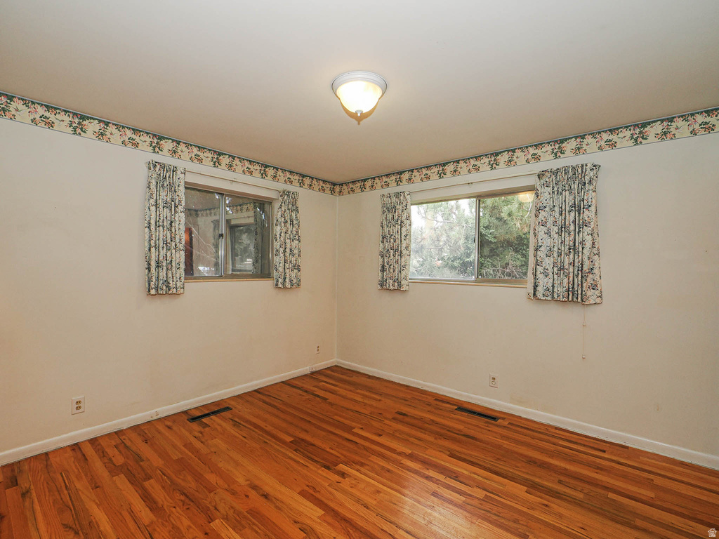 3001 E BONNIE BRAE AVE Holladay, UT 84124