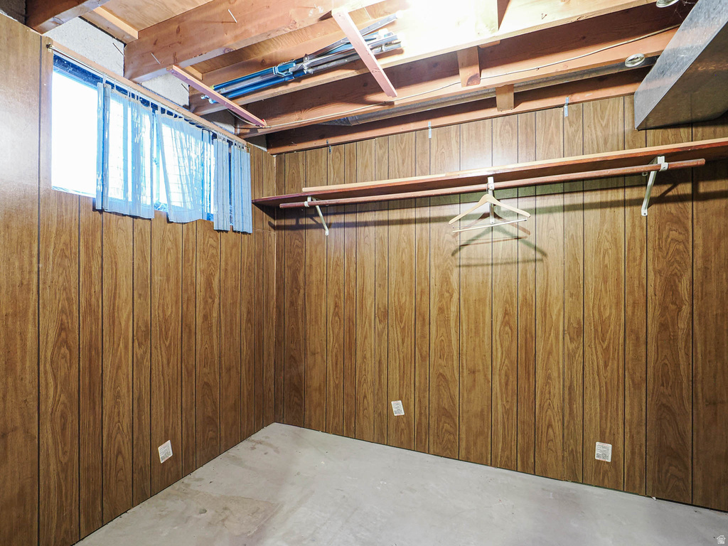 3001 E BONNIE BRAE AVE Holladay, UT 84124