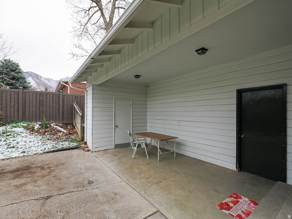 3001 E BONNIE BRAE AVE Holladay, UT 84124