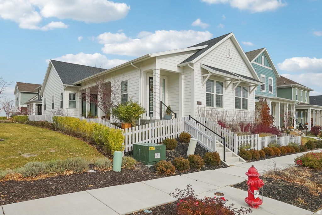 6366 W COPPER HAWK DR South Jordan, UT 84009