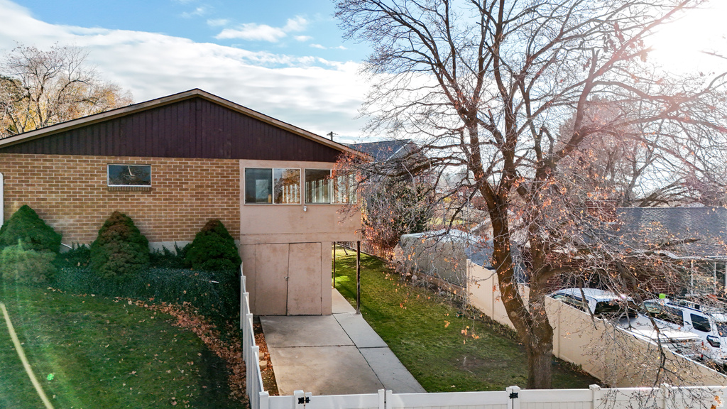 3326 S 350 W Bountiful, UT 84010