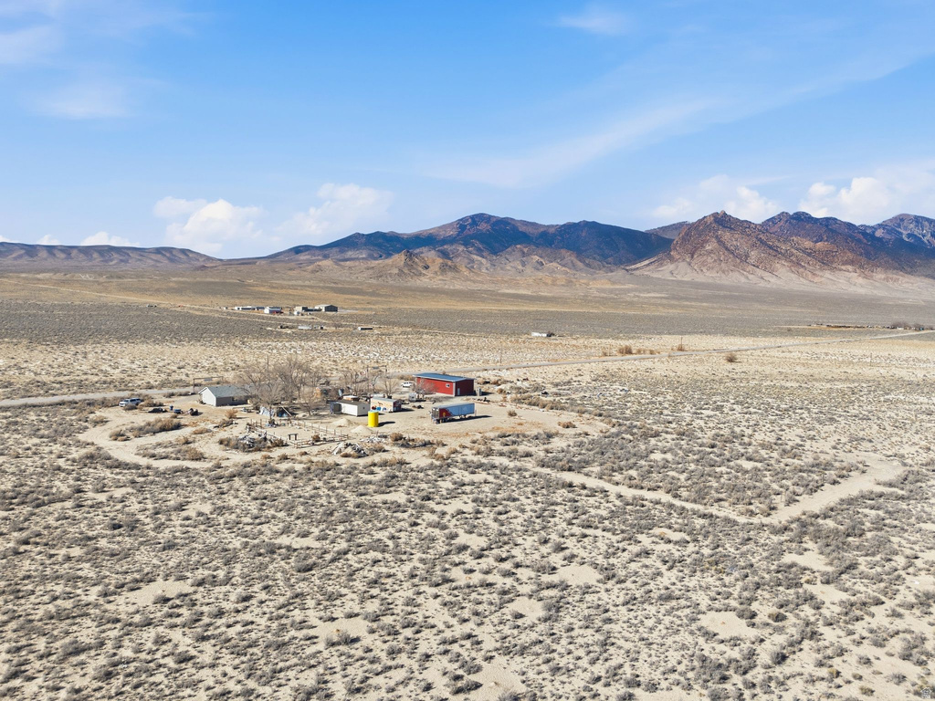 4587 S EAST PARTOUN RD Partoun, UT 84083