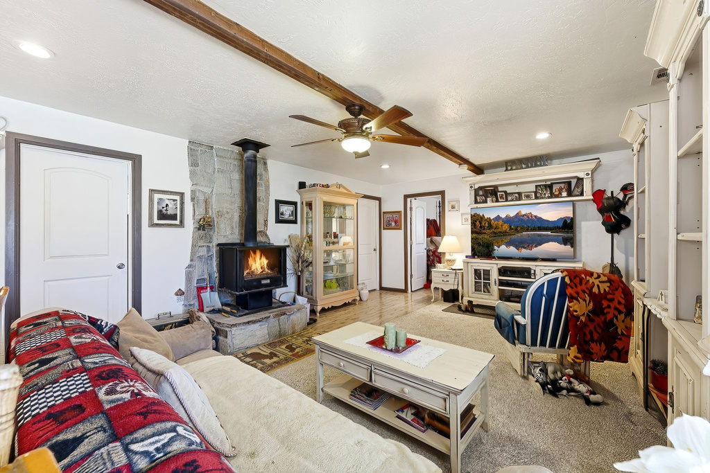 4587 S EAST PARTOUN RD Partoun, UT 84083