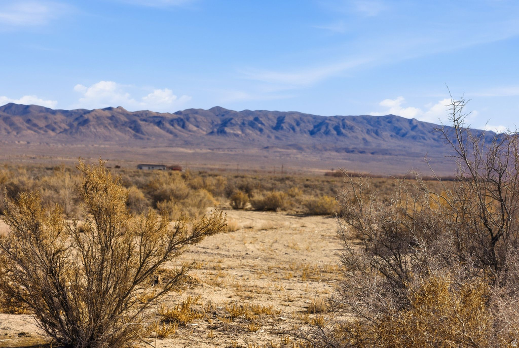 4587 S EAST PARTOUN RD Partoun, UT 84083